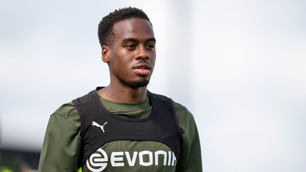 Chelsea transfers: Jamie Gittens joins club from Borussia Dortmund