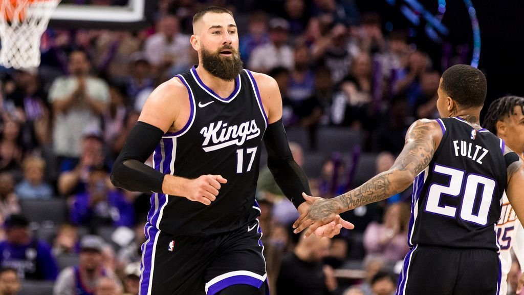 Sources - Nuggets expect Jonas Valanciunas to honor contract