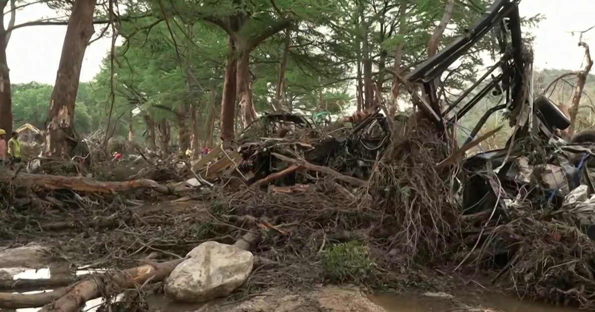 Death toll rises to at least 104 in catastrophic Texas flooding