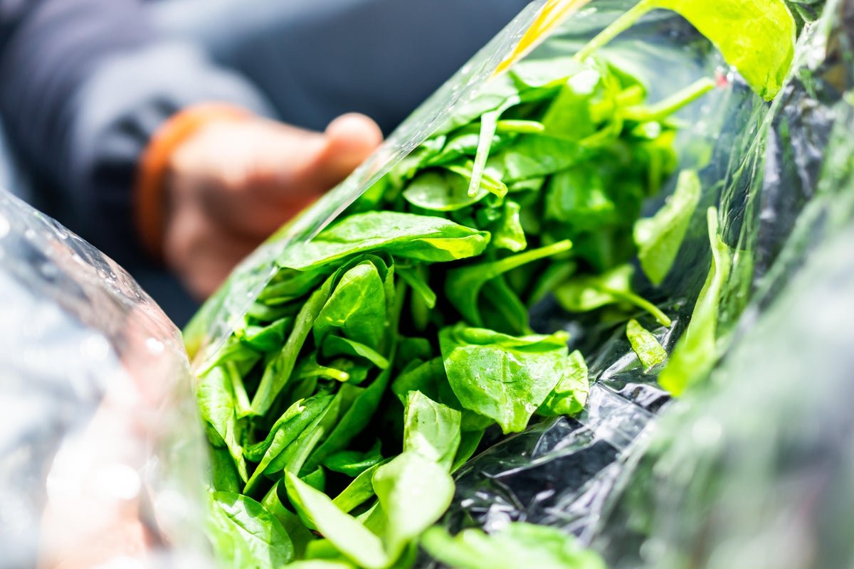 Food poisoning: Microbiologist reveals what she never eats to avoid e.coli and salmonella