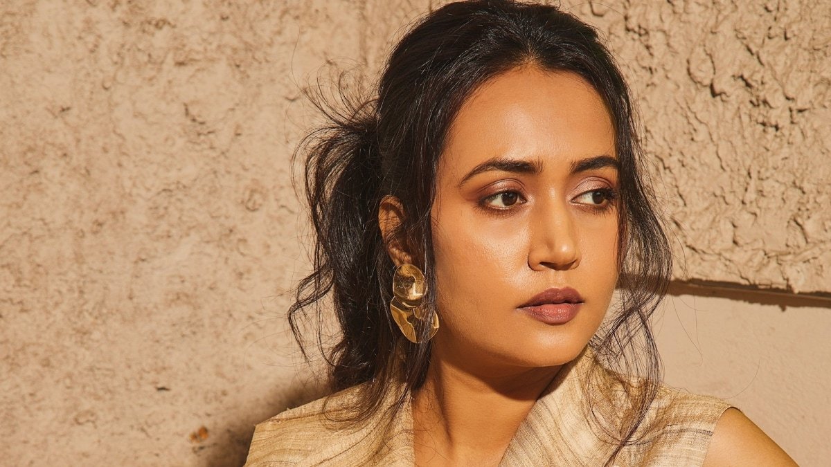 Panchayat 4’s Rinki AKA Sanvikaa Is Winning The Internet With Her Effortless Style: PICS | Lifestyle News