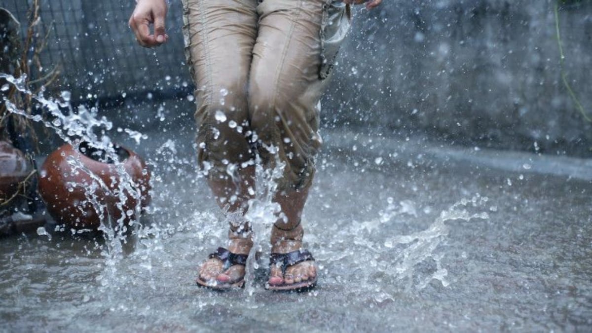 Must Try These Monsoon Friendly Family Footwear Collection | Lifestyle News