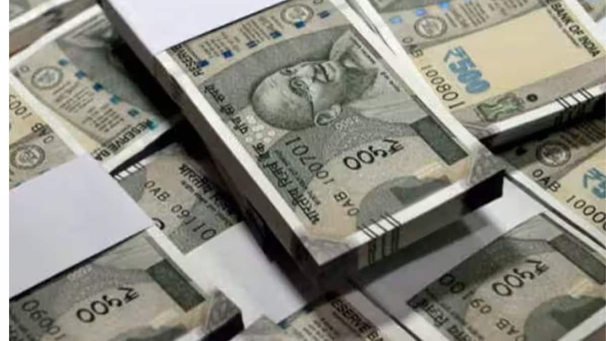 Federal Bank Shares In Red As Board Clears Rs 6,000 Crore Fundraising Plan | Markets News