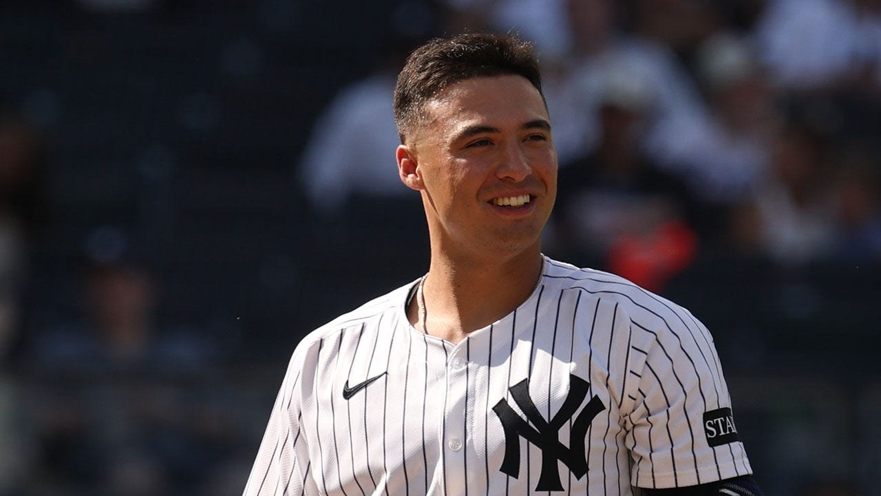 Yankees star Anthony Volpe's father confronts Mets fan during Subway Series