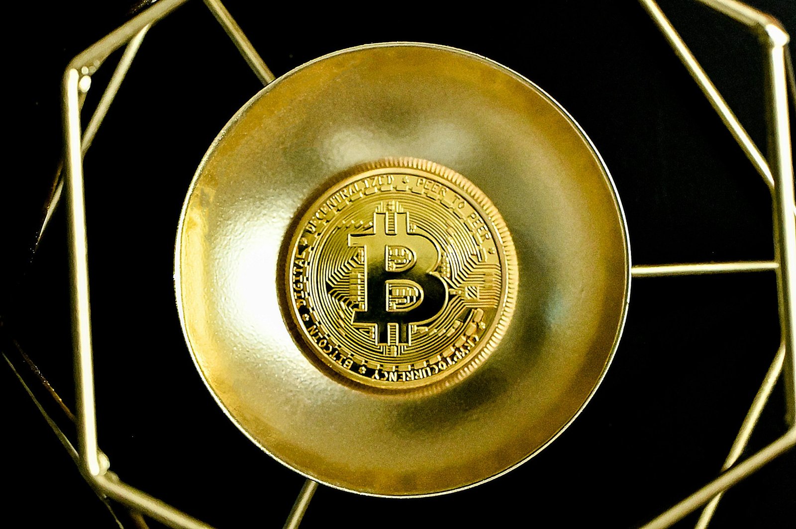 Bitcoin Network Volume Echoes Mid-2021 'Stable Equilibrium'