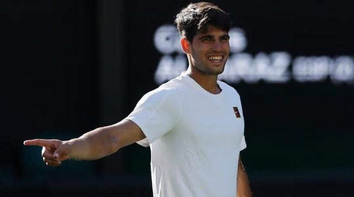 Alcaraz survives Wimbledon scare, Sabalenka serene, but others feel the heat