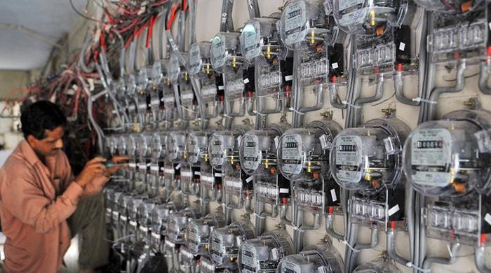 Tax collection via electricity bills surges to Rs490bn in FY25