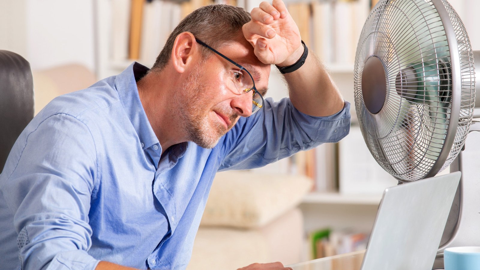 Summer heat can damage brain function and worsen mental health, experts say