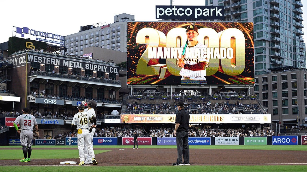 MLB news: Padres' Manny Machado records 2,000th career hit