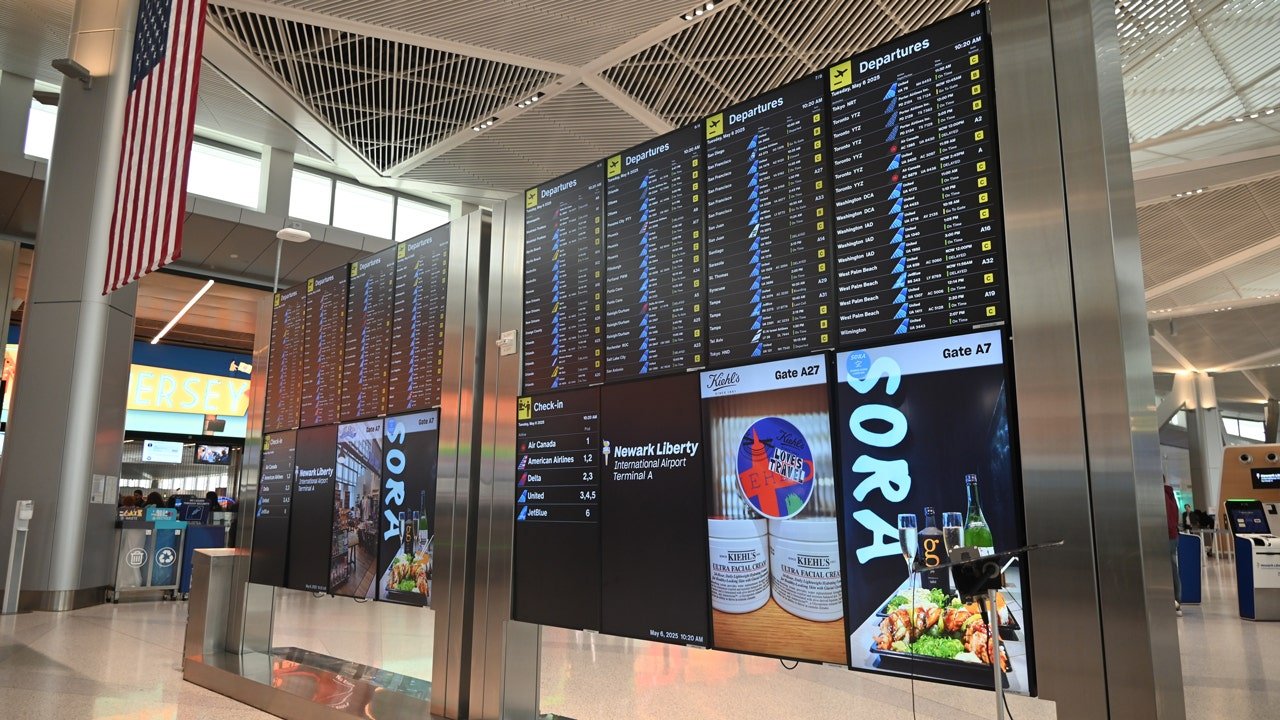 Flights halted as severe storms hit East Coast before holiday weekend