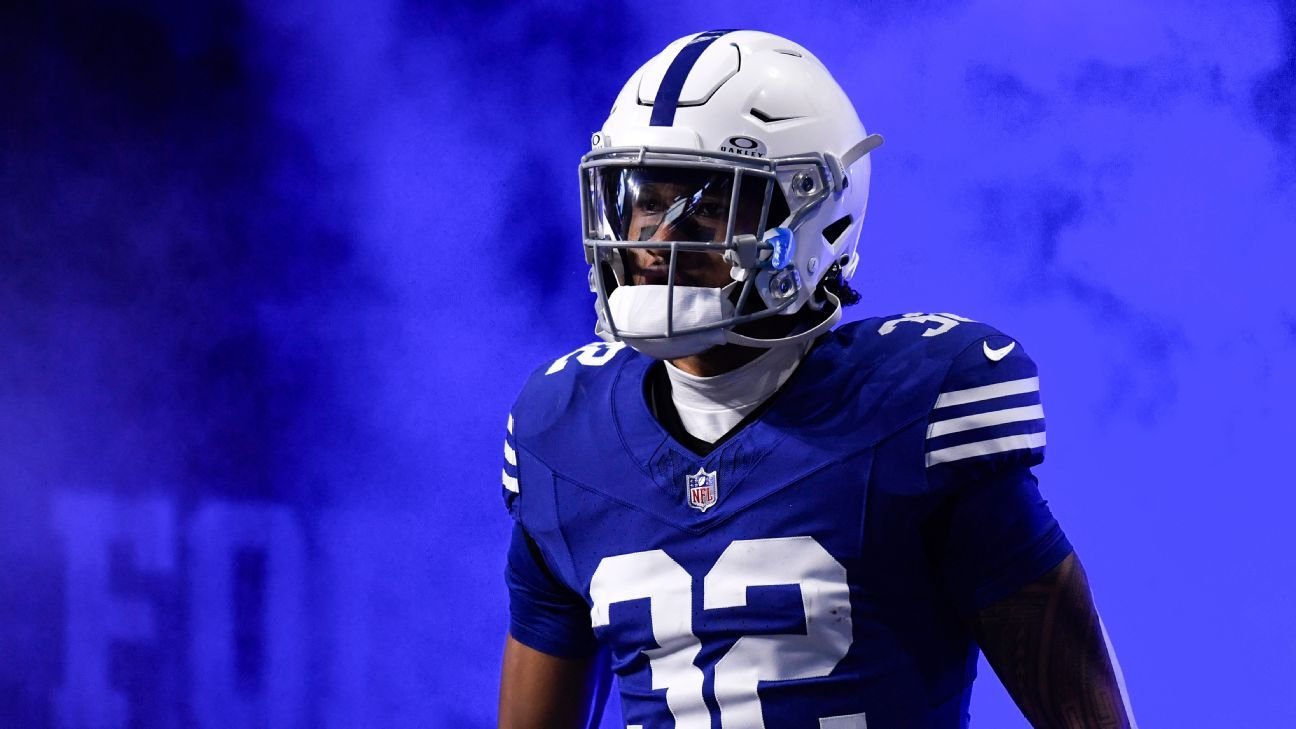 Sources -- Saints eye Julian Blackmon to fill free-safety void