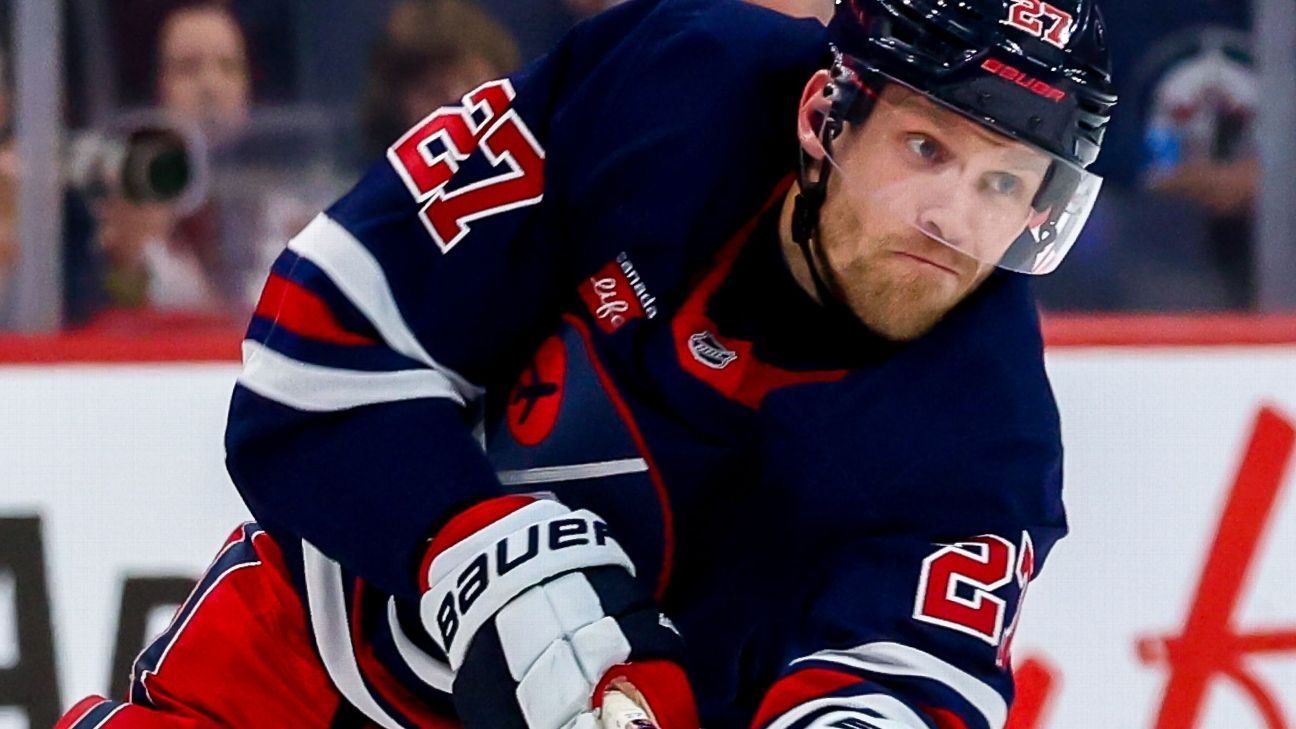 Hurricanes sign Nik Ehlers to 6-year, $51 million deal