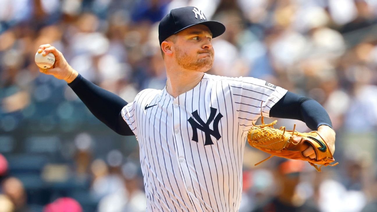 Yankees' Boone -- TJ surgery for Schmidt 'pretty much inevitable'