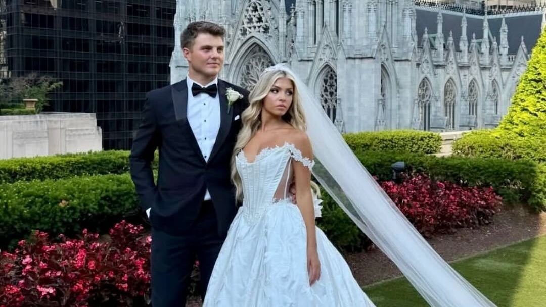 Dolphins QB Zach Wilson ties knot with Nicolette Dellanno
