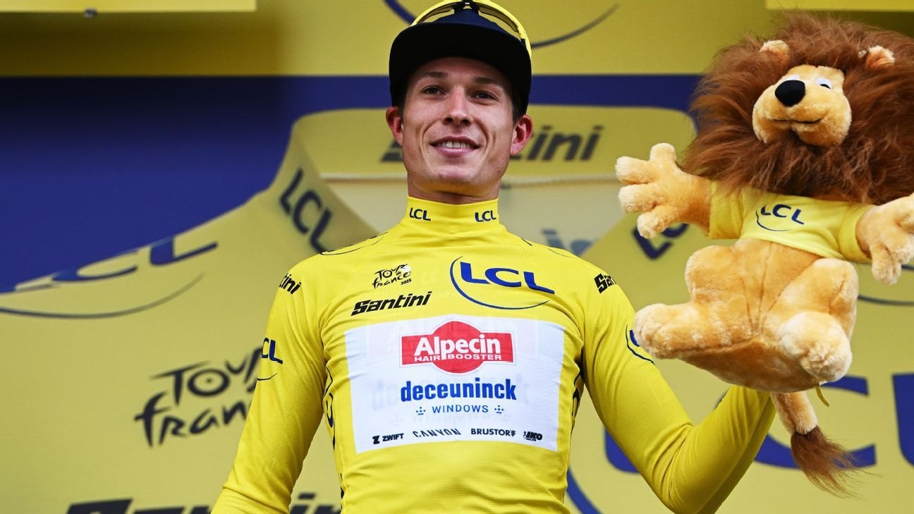 Philipsen wins Tour de France 1st stage, Pogačar finishes safely