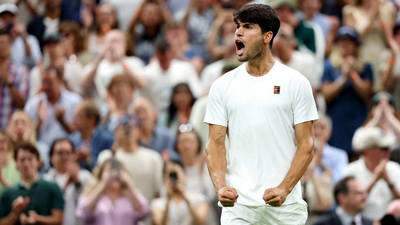 Carlos Alcaraz wins in 4 sets to reach Wimbledon quarterfinals