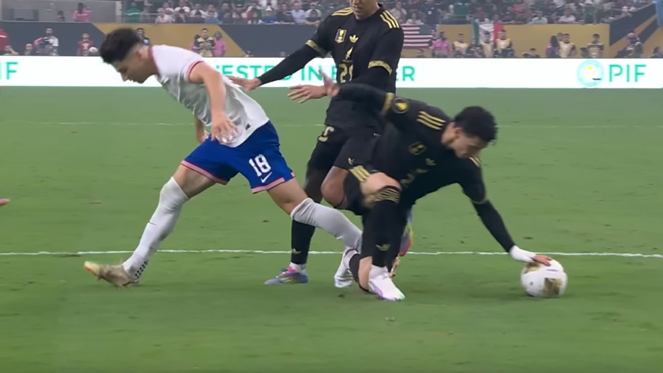 Gold Cup final VAR: USMNT robbed of handball penalty vs. Mexico