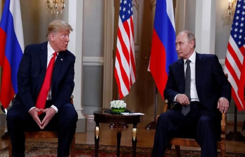 Trump, Putin head for high-stakes Alaska summit