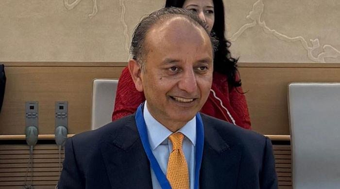 Pakistan calls for fair global reforms to tackle plastic crisis