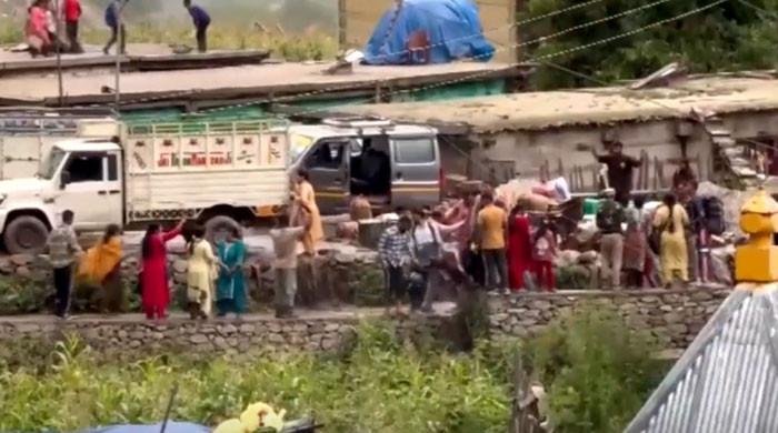 Sudden, heavy rain in IIOJK leaves 34 dead, more than 200 missing