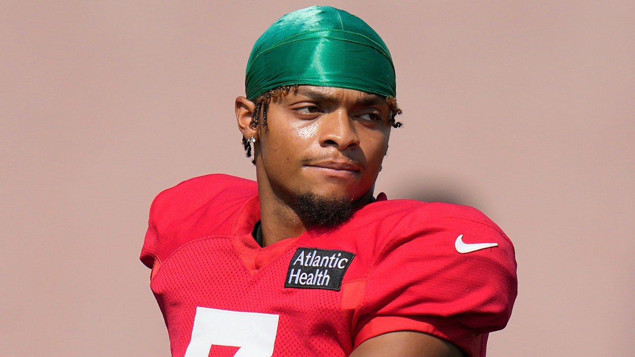 NFL news: Jets' Justin Fields talks Bible reading