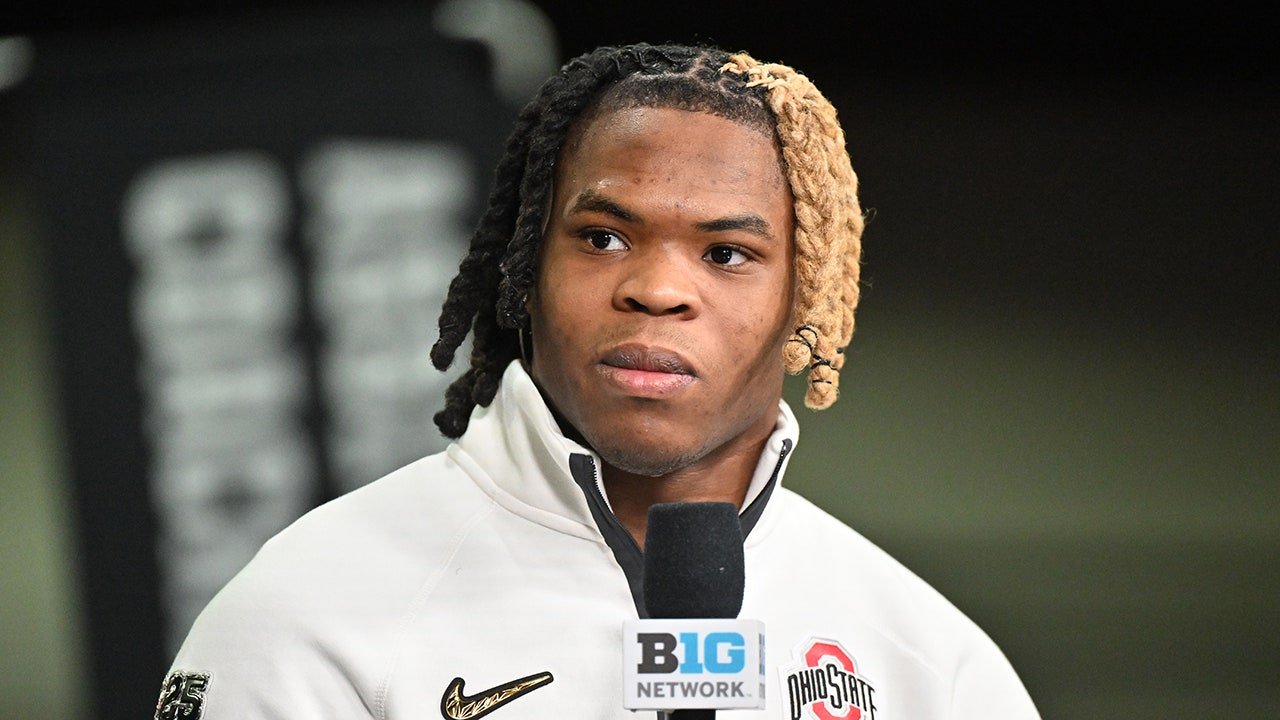Prosecutors end pursuit of charges against Browns rookie